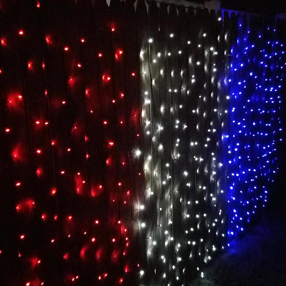 red and white outdoor lights