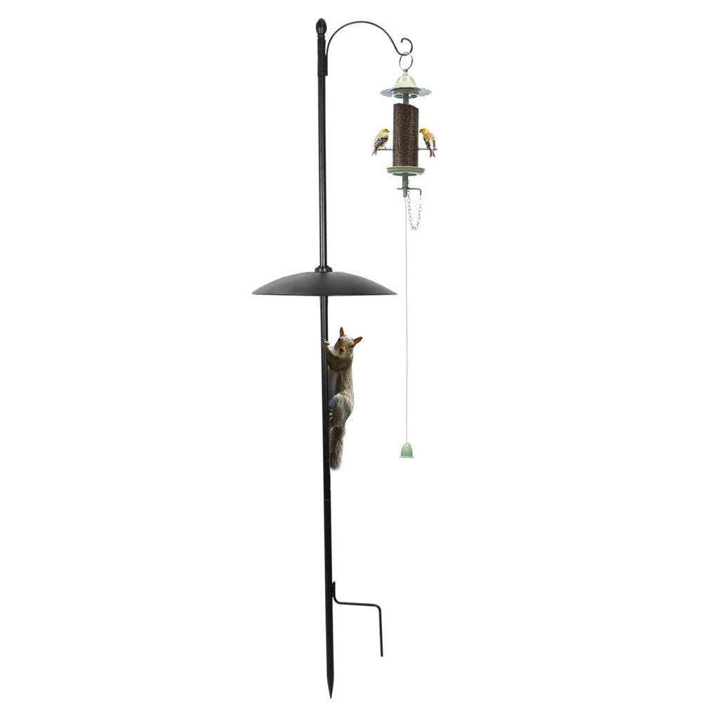 The Effort Less Birdfeeder 6 In Squirrel Baffle Kit In Black 6000