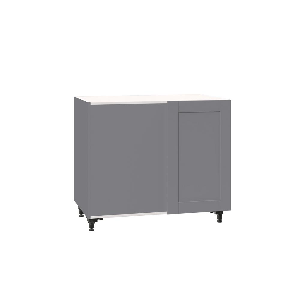 J Collection Shaker Assembled 39 In X 34 5 In X 24 In Blind