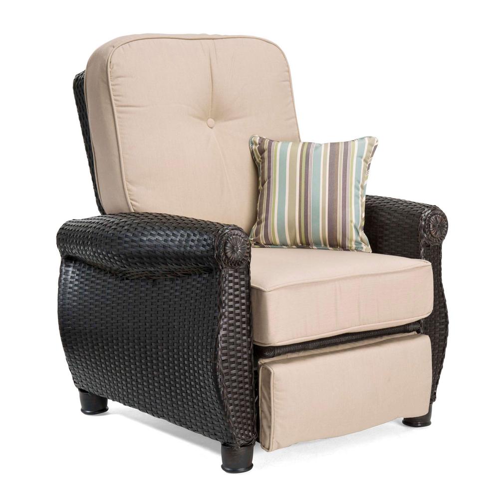Breckenridge Wicker Outdoor Recliner With Sunbrella Spectrum Sand Breckenridge Wicker Outdoor Recliner