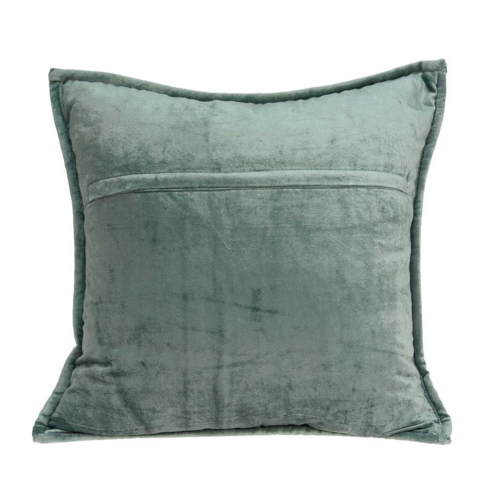 Homeroots Jordan Sea Foam Solid Color 20 In Throw Pillow Cover