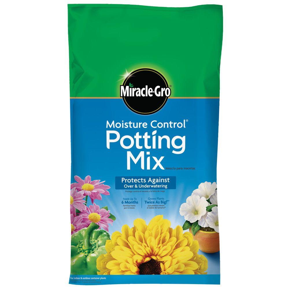 Miracle Gro Moisture Control 50 Qt Potting Soil Mix 70190430