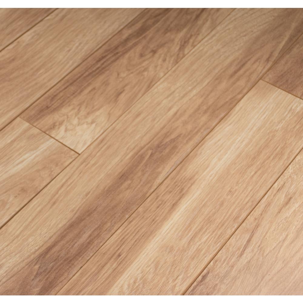 Shefton Hickory 12mm Thick X 6 1 In Wide X 47 64 In Length Laminate Flooring 14 13 Sq Ft Case