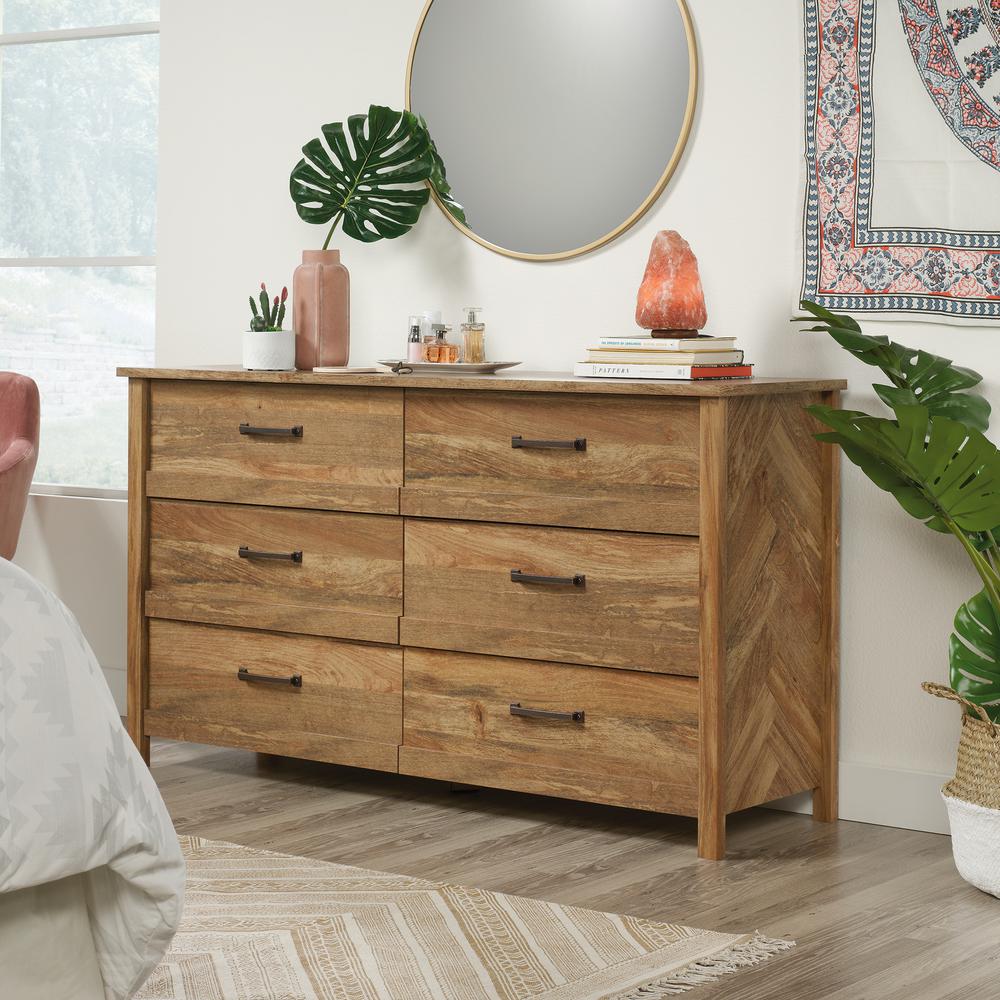 SAUDER Cannery Bridge 6-Drawer Sindoori Mango Dresser