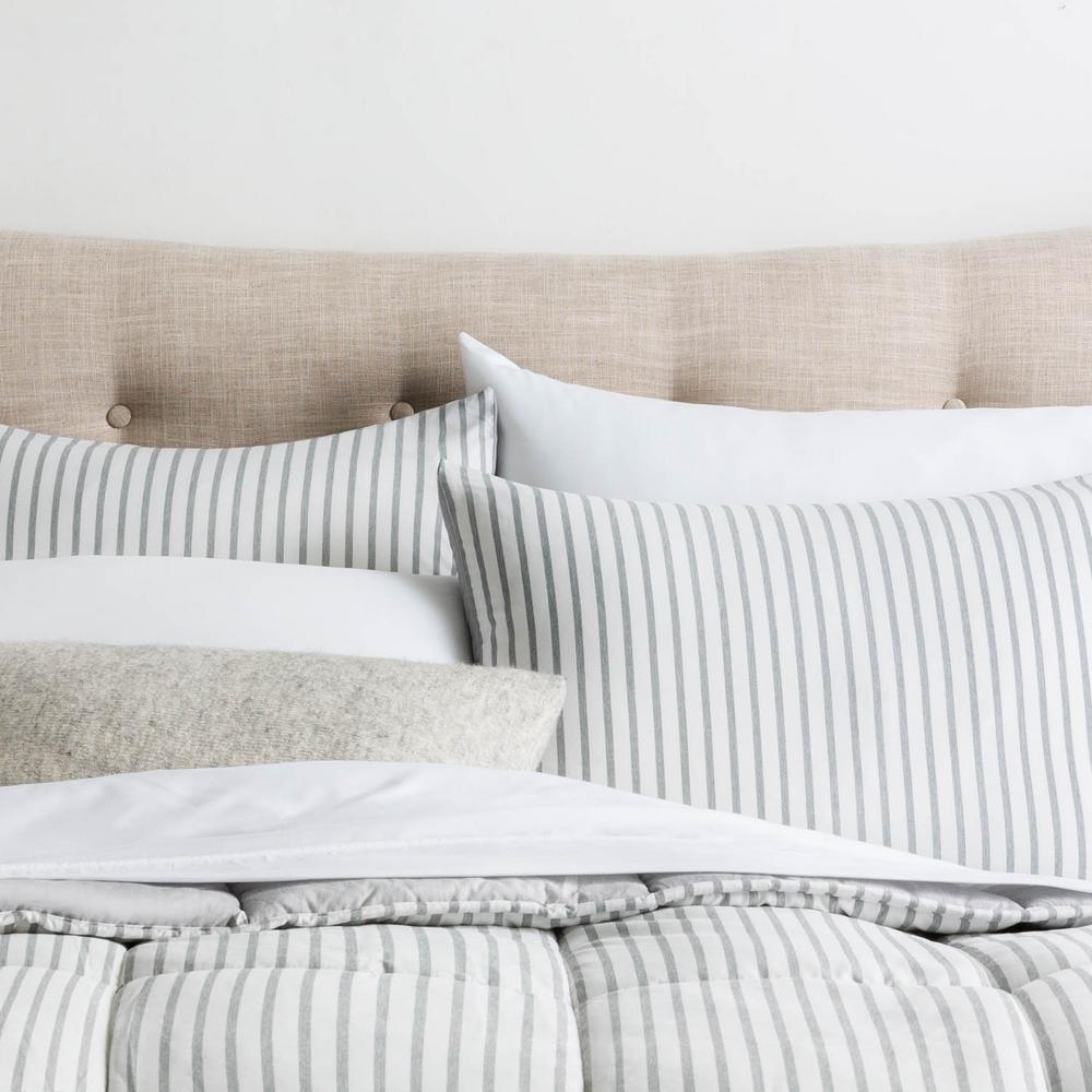 Brookside 3 Piece Coastal Gray Oversized Queen Comforter Set