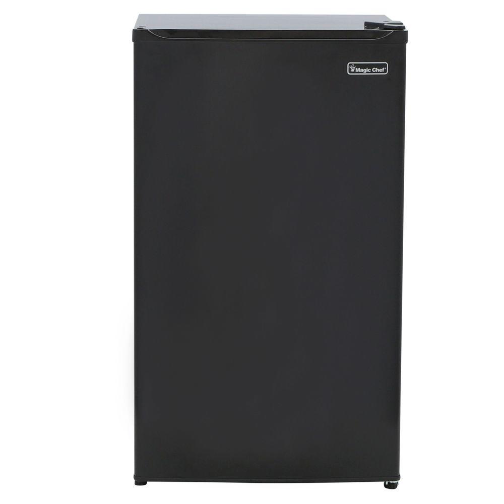 Magic Chef 3.5 cu. ft. Mini Refrigerator in Black, ENERGYSTAR