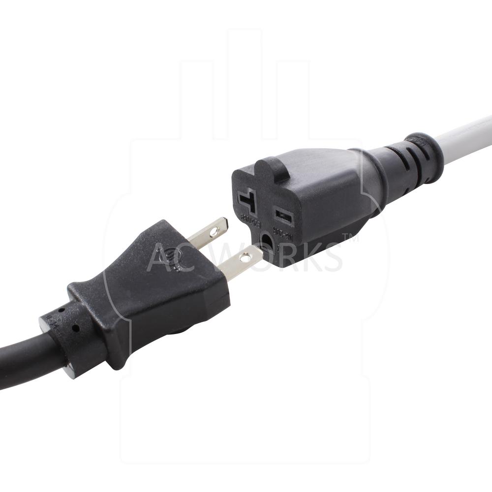Household electrical adapter NEMA 5-15P male to NEMA 5-20R female adapter 1 DOL
