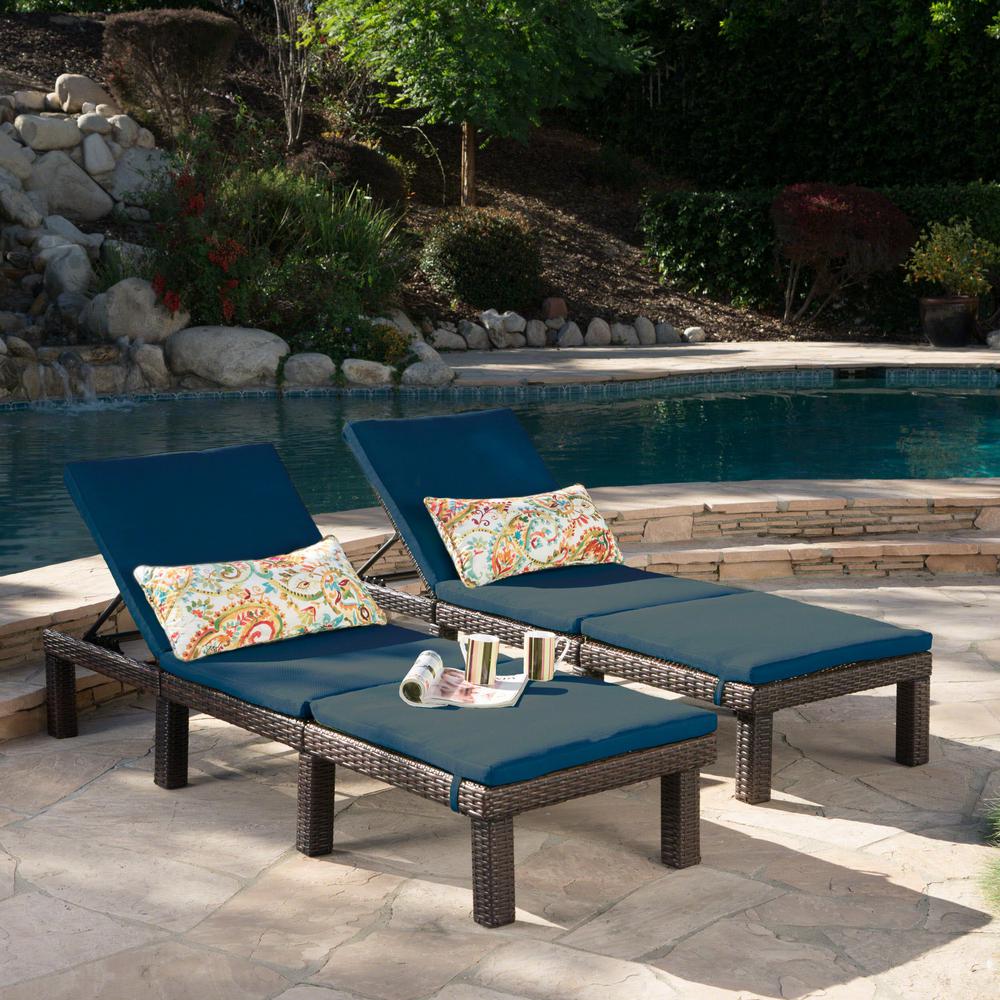 Outdoor Chaise Lounges Patio Chairs The Home Depot