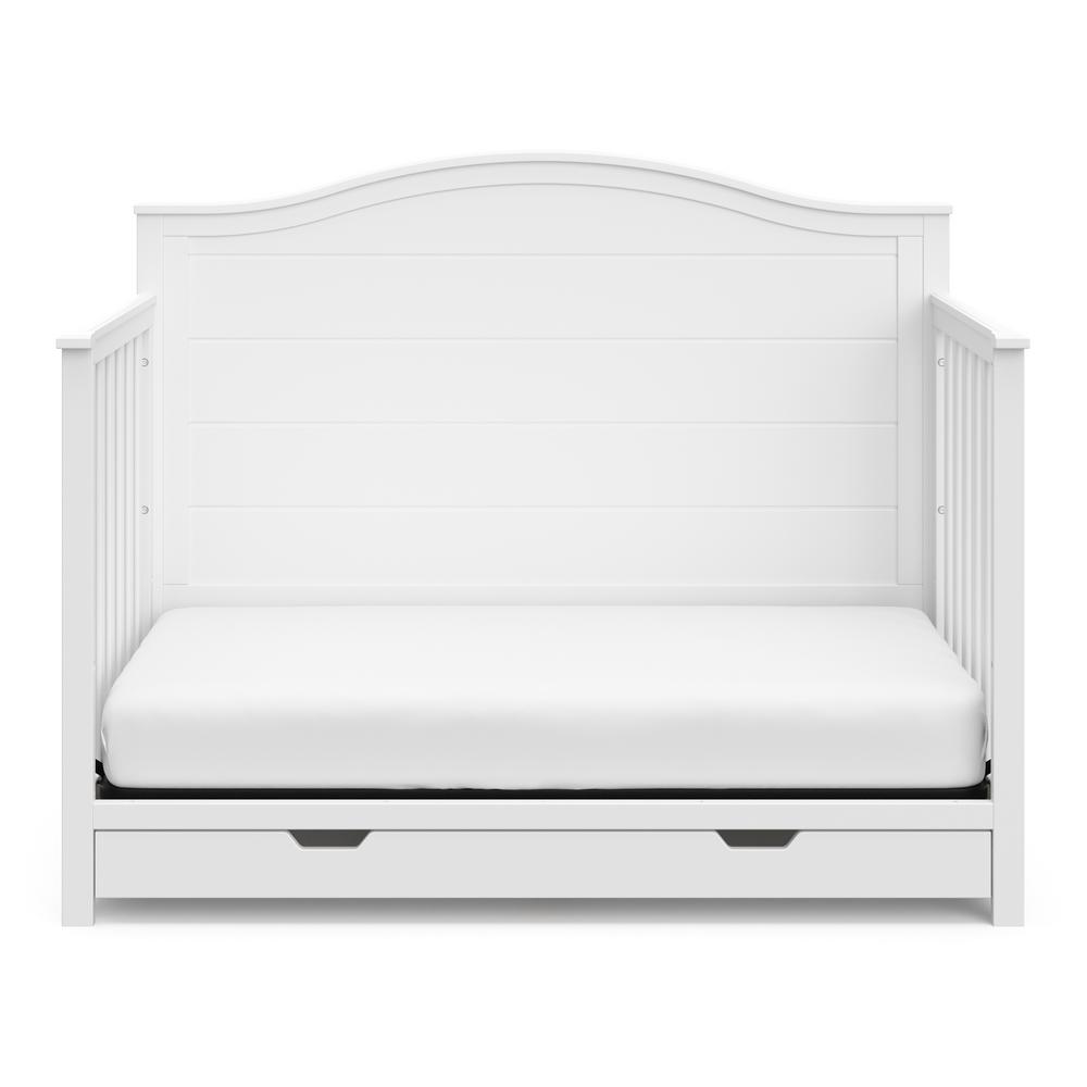 crib with bottom drawer