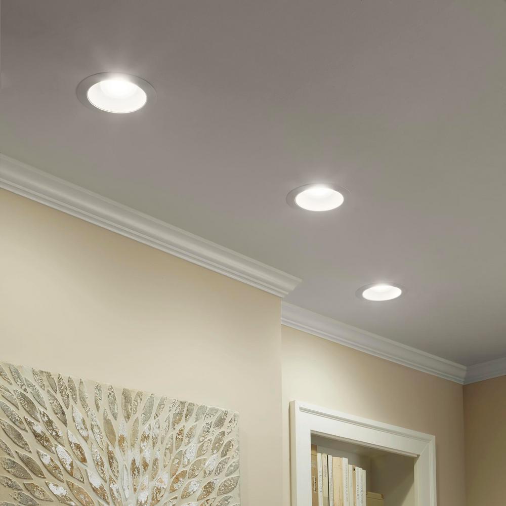 Halo E26 Series 6 In White Recessed Ceiling Light Fixture Trim