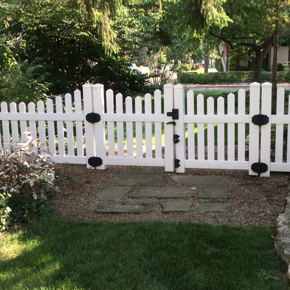 Weatherables Richmond 8 Ft W X 4 Ft H White Vinyl Picket Fence Double Gate Dwpi 3nrsc 4x48 The Home Depot