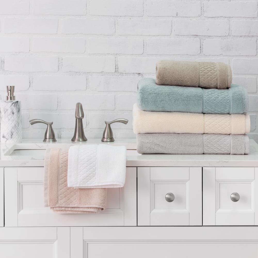 gray bath towels