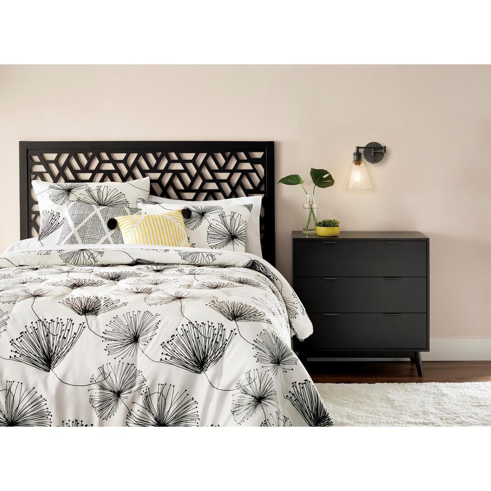Stylewell Sweeney 5 Piece White Black Floral King Comforter Set Fa94630 K The Home Depot