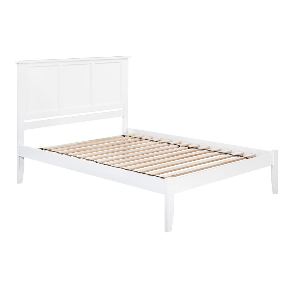 Featured image of post White Wood Platform Bed Frame King : Effortlessly create a dreamy escape with this platform bed frame.