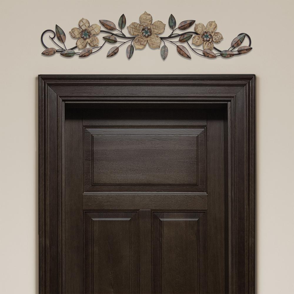 Stratton Home Decor Floral Patterned Wood Over The Door Wall Decor