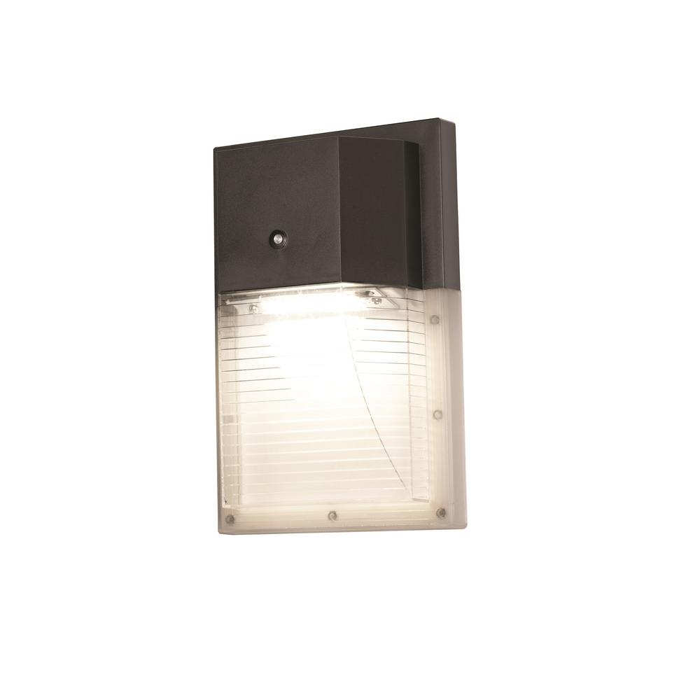 AFX LED Security 1Light Black Outdoor Wall Sconce BWSW060822L50MVBK