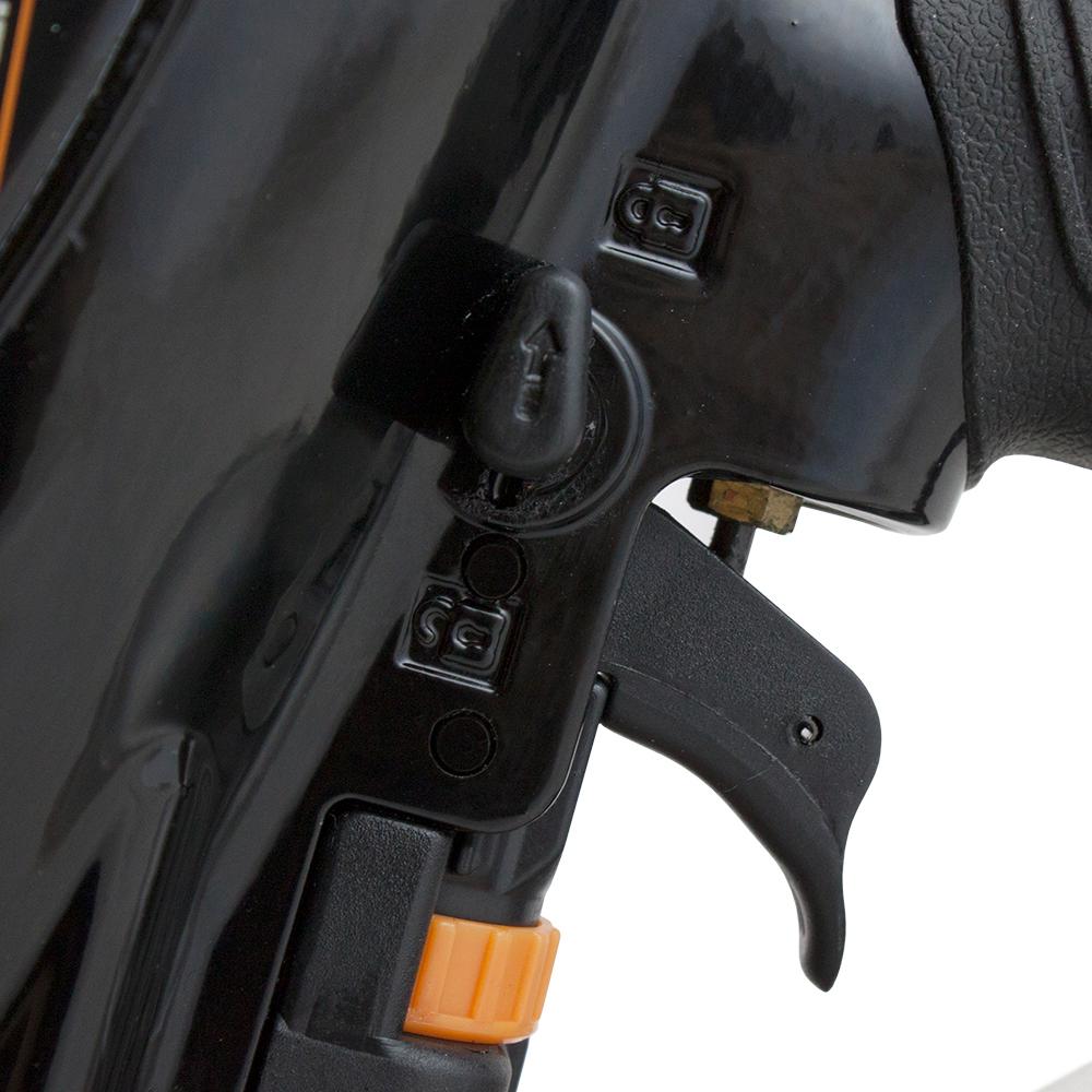 Siding Nailer Pneumatic Air Nail Gun 11/4in x 21/2in 15Degree Coil