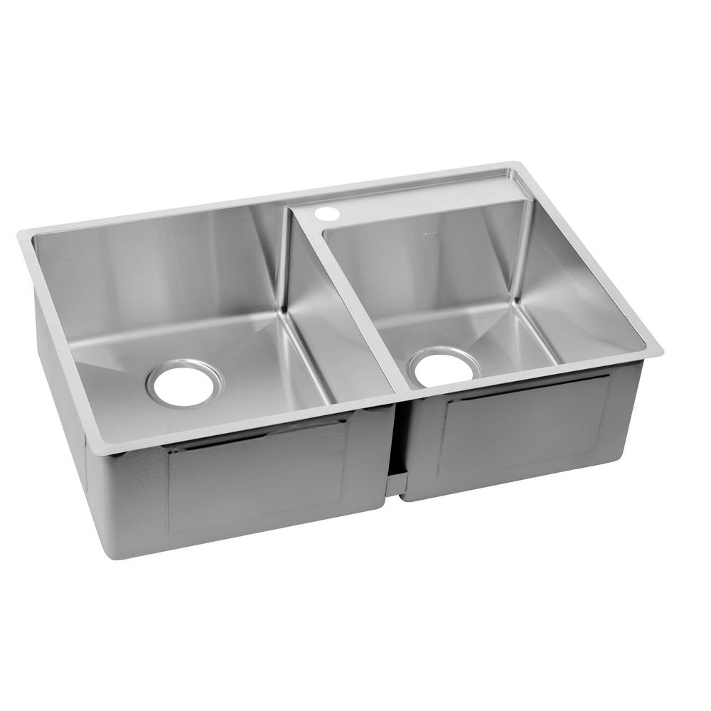 Elkay Crosstown Water Deck Undermount Stainless Steel 33 in. Double