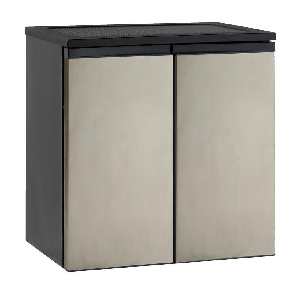 https://images.homedepot-static.com/productImages/869c39a3-d022-4ef8-b1b9-326a93315d22/svn/black-w-stainless-steel-doors-avanti-mini-fridges-rms551ss-64_1000.jpg