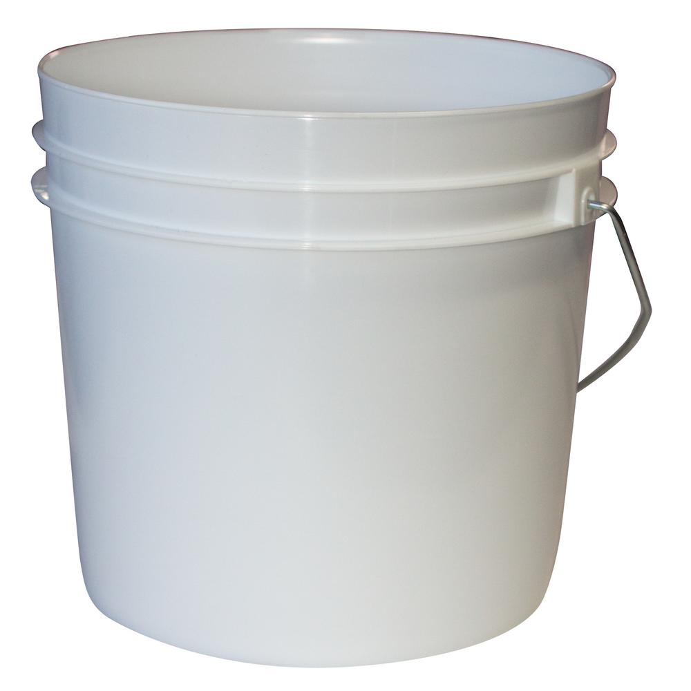 one gallon plastic bucket with lid