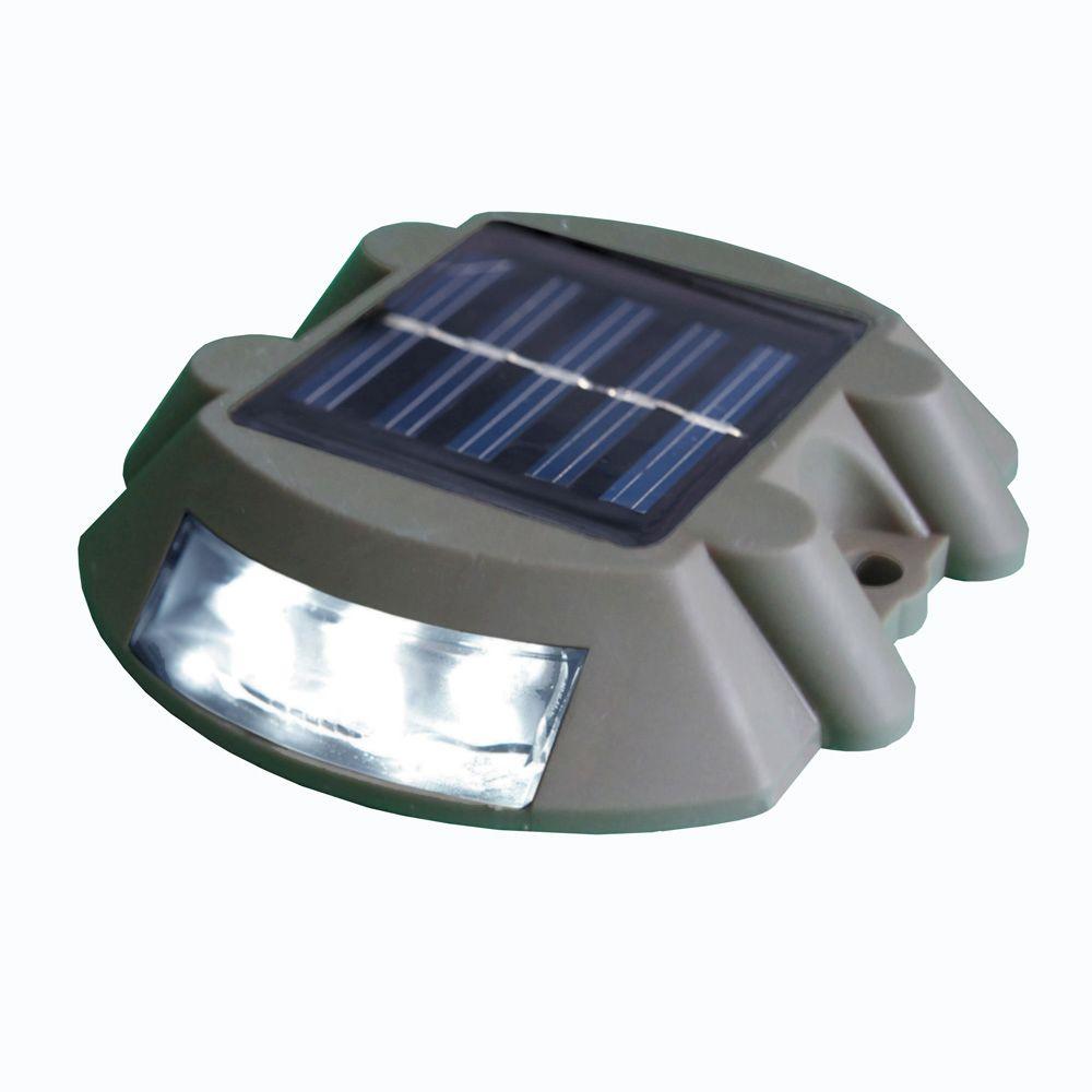 Dock Edge Solar Dock and Deck Light with 6 LED Lights ...