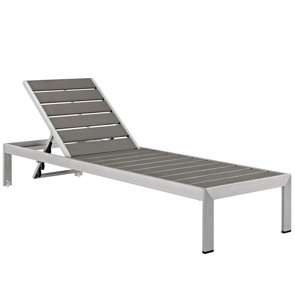 MODWAY Shore Patio Aluminum Outdoor Lounge Chair in Silver with Gray CushionsEEI2266SLVGRY