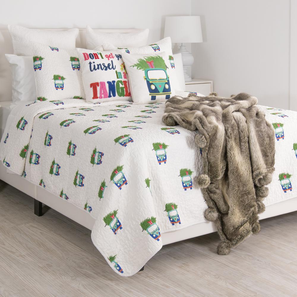Holiday Car 3 Piece Multicolored Christmas Queen Quilt Set 35415