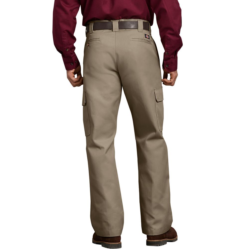 mens relaxed fit pants