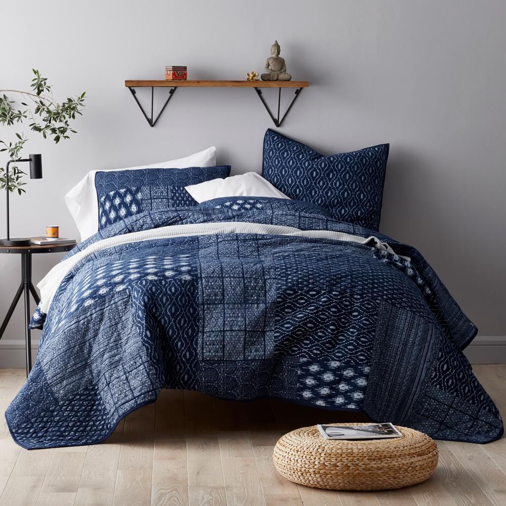 The Company Store Dara Indigo Geometric Cotton King Patchwork Quilt ...