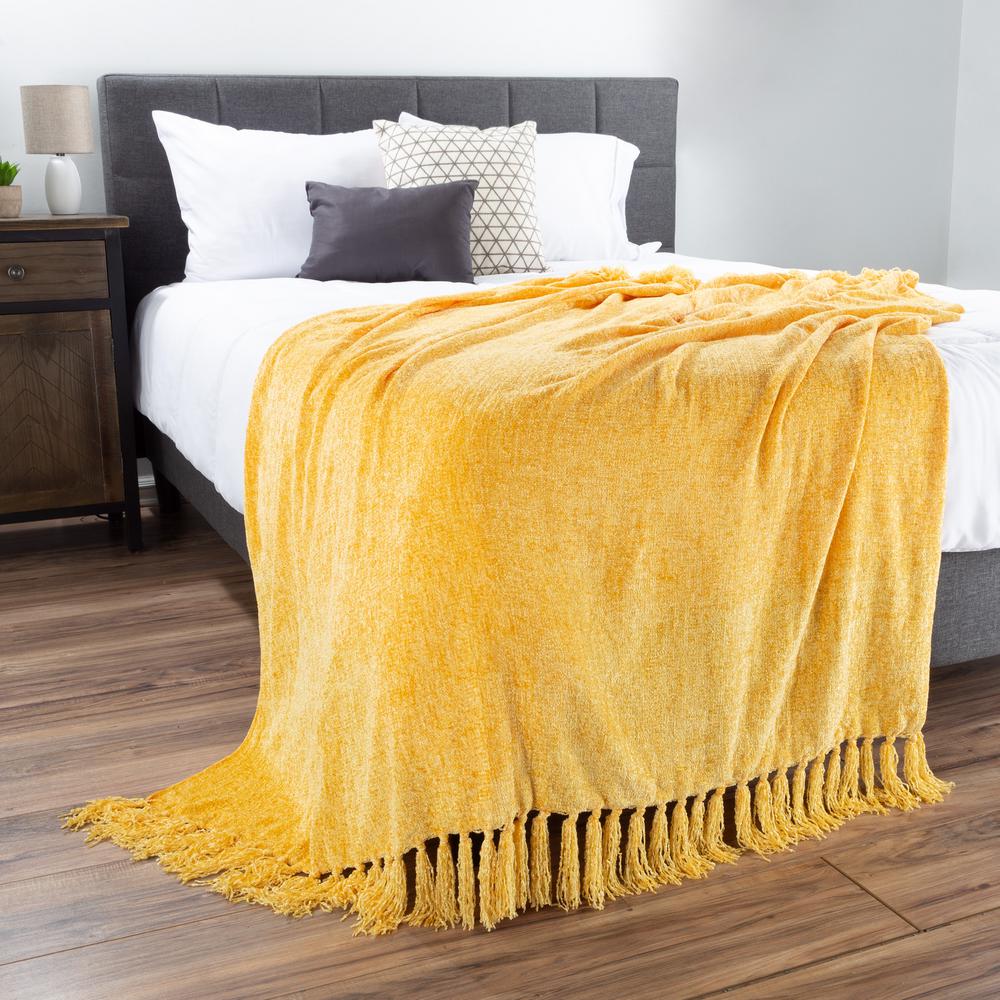 Geometric Spiral Throw Blanket in Gold/Ivory | Bed Bath ...