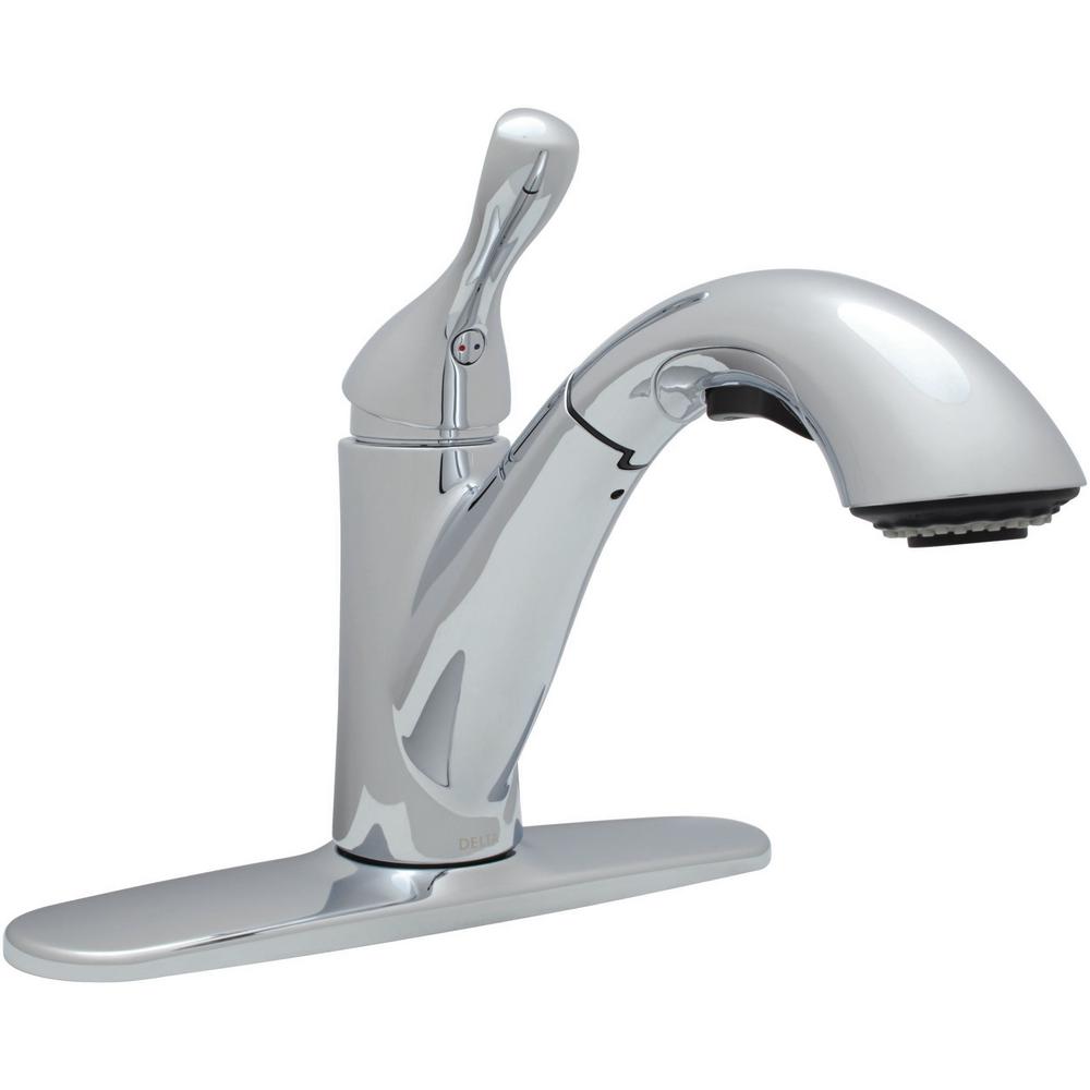 Delta Grant Single Handle Pull Out Sprayer Kitchen Faucet In