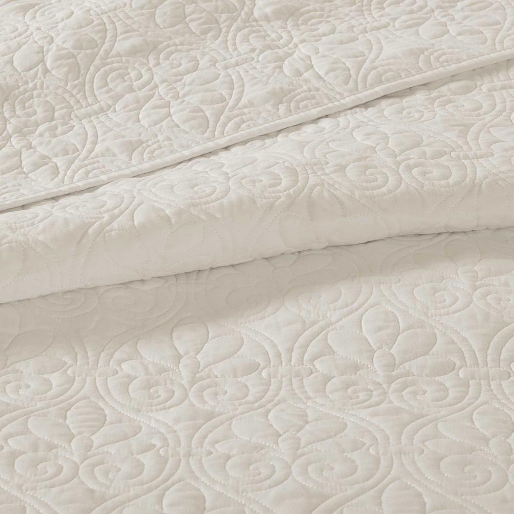 Madison Park Mansfield 3 Piece Cream King Cal King Coverlet Set