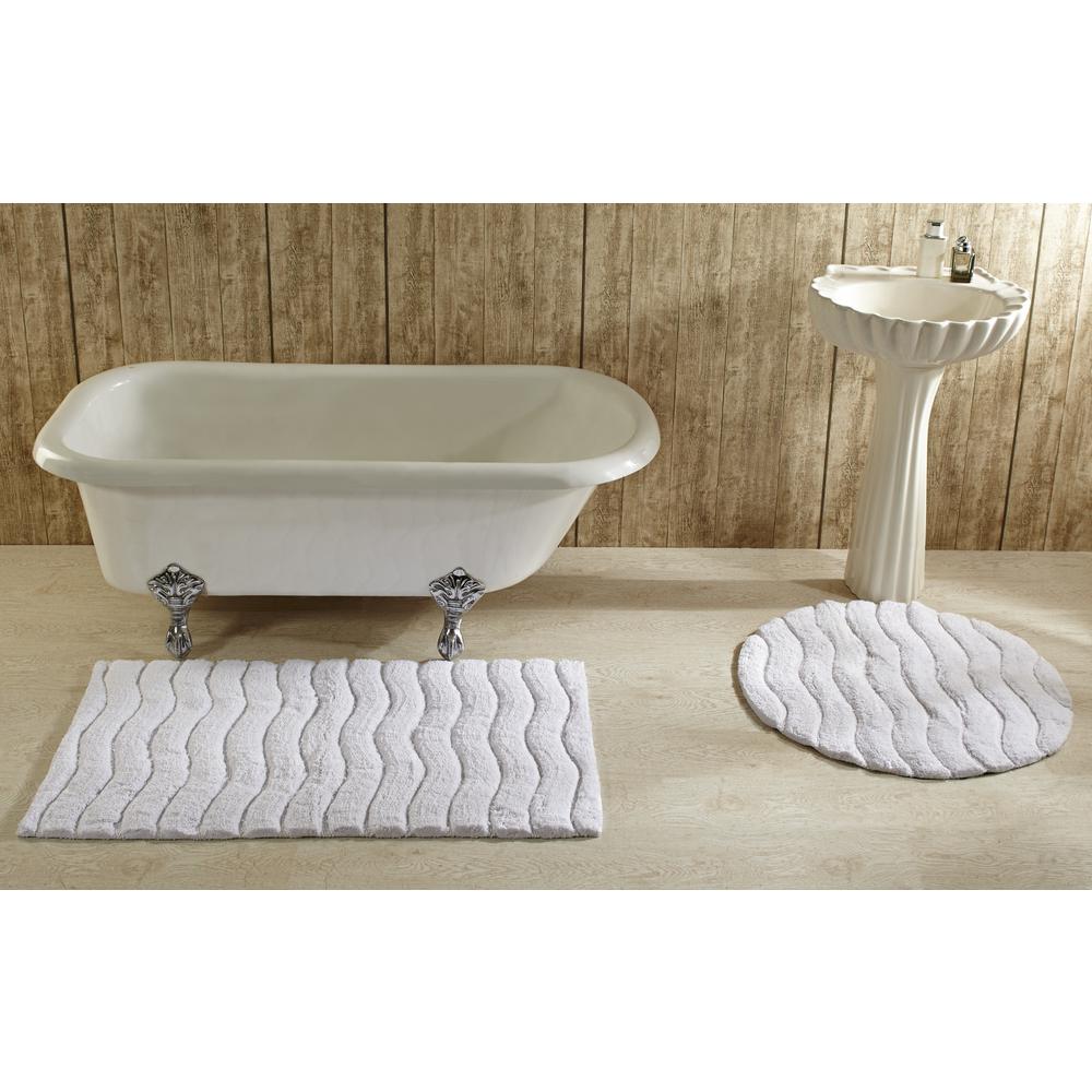 Indulgence White 30 In Round Bath Rug