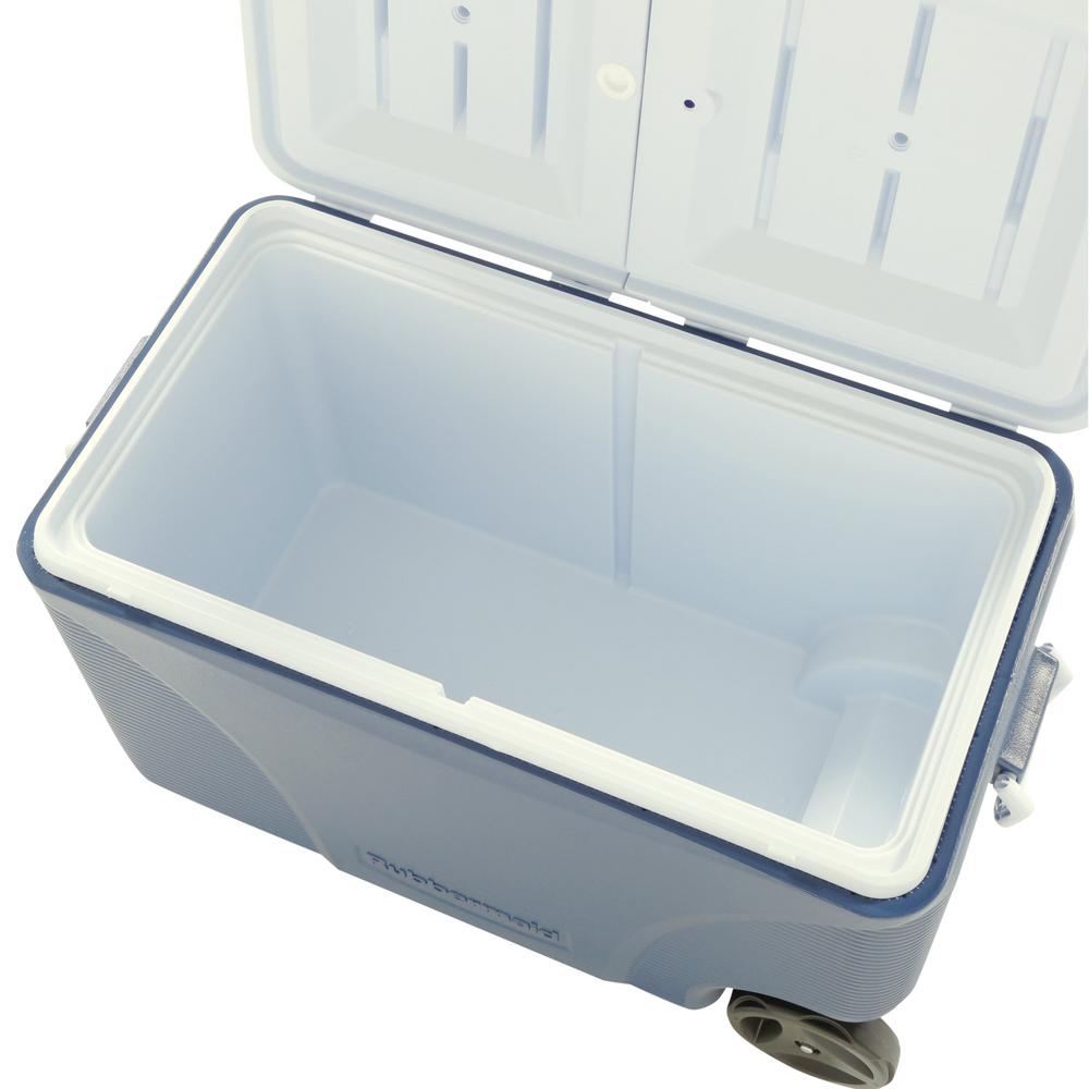 Rubbermaid 75 store qt wheeled cooler