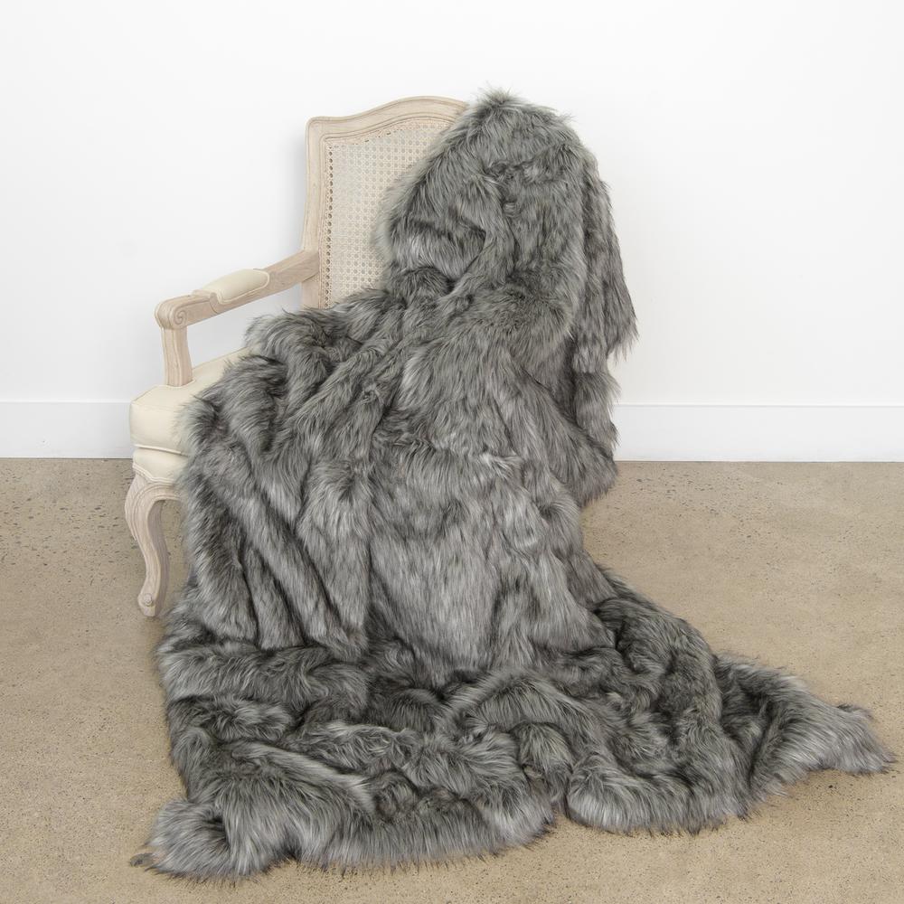 Best Home Fashion Wild Mannered 58 In X 60 Silver Fox Faux Fur Best Home Fashion Wild Mannered 58 In X 60 Silver Fox Faux Fur Throw The Depot