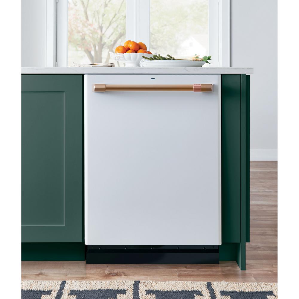Cafe 24 In Top Control Dishwasher In Matte White With Stainless