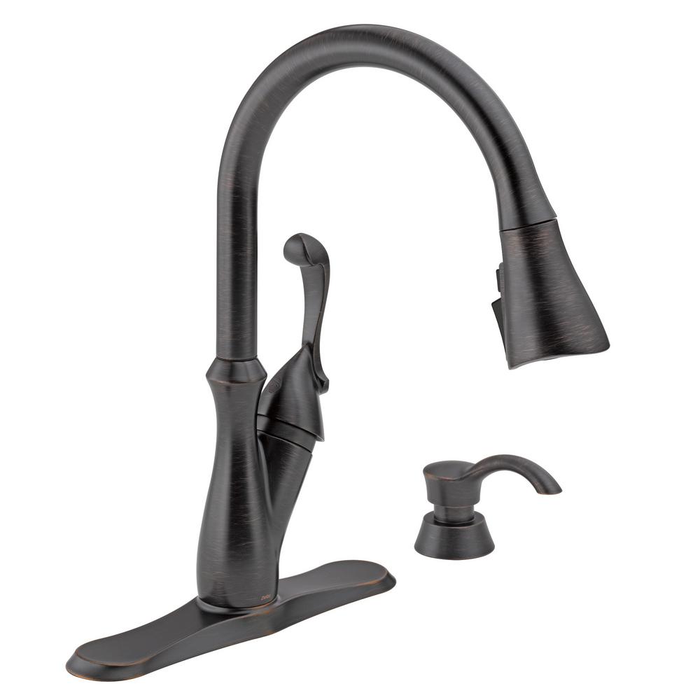 Delta Spargo Single-Handle Pull-Down Sprayer Kitchen Faucet with ...