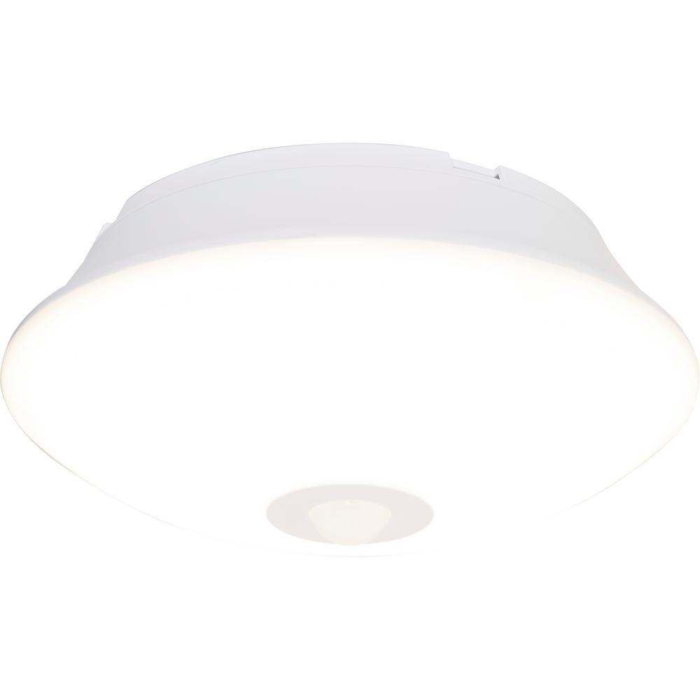 Energizer Battery Operated LED Ceiling Night Light Fixture with Remote Energizer Battery Operated LED Ceiling Night Light Fixture with Remote