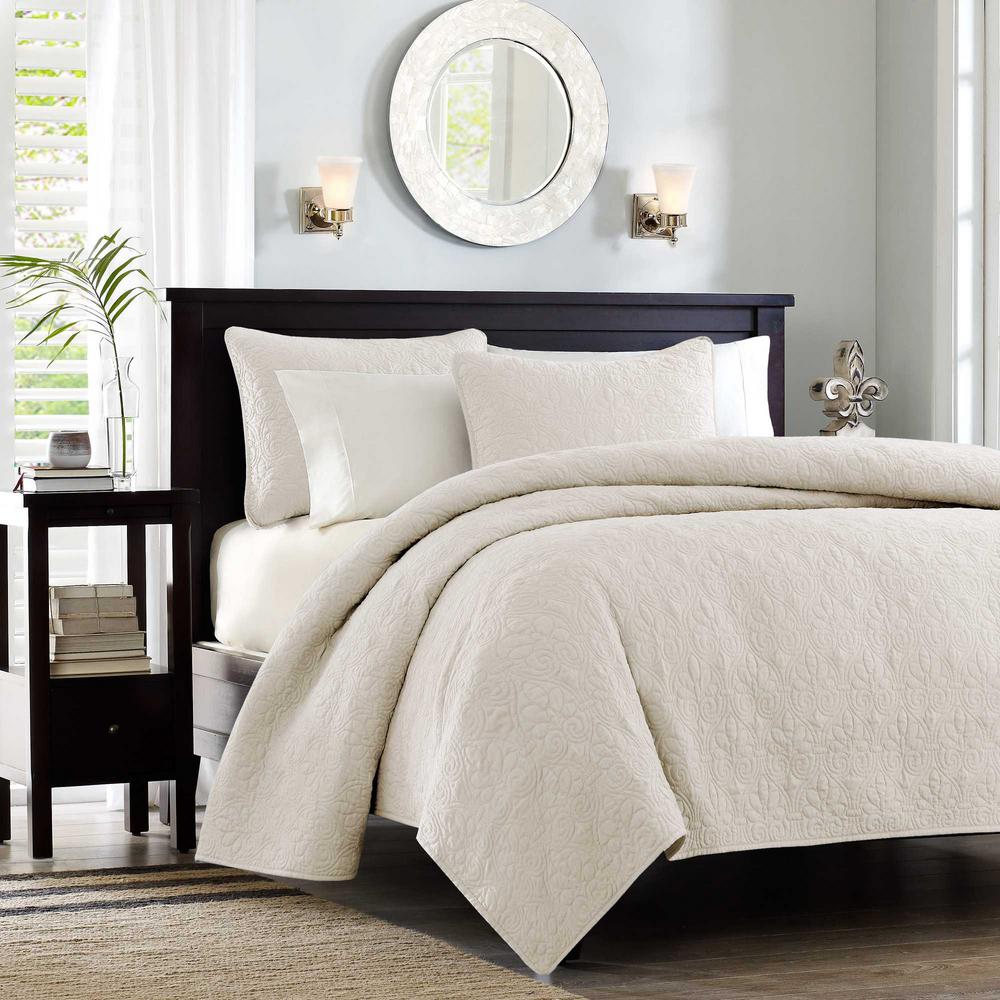 Madison Park Mansfield 3 Piece Cream King Cal King Coverlet Set