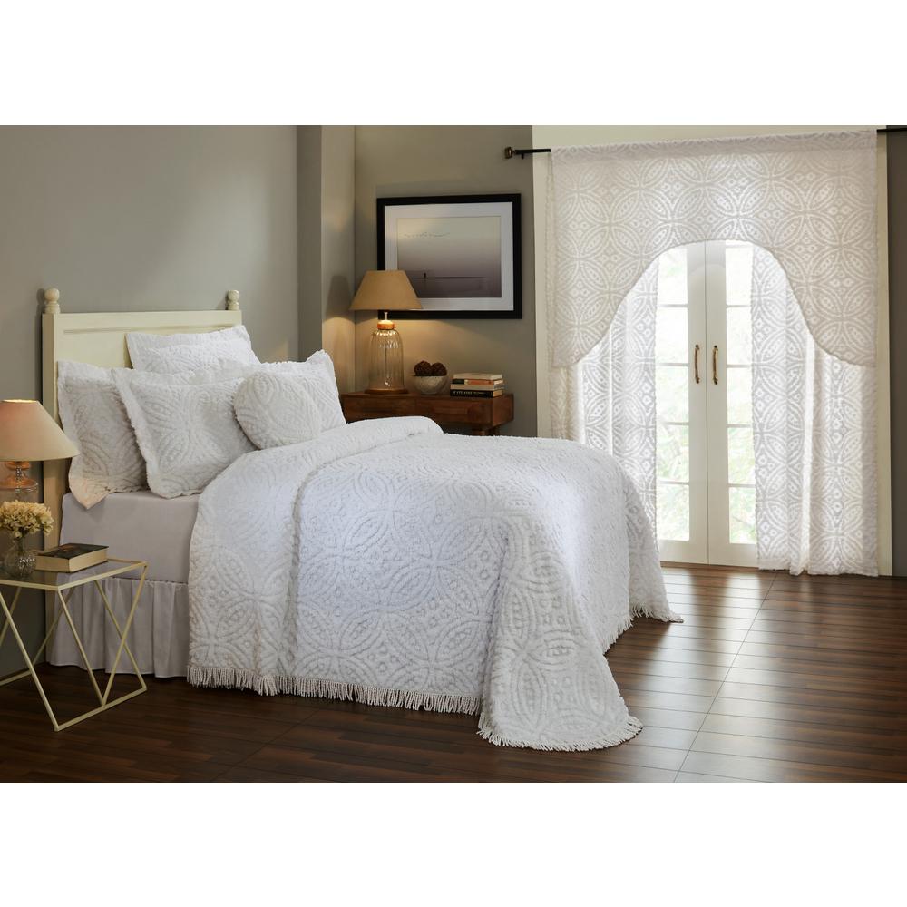 Better Trends Wedding Ring 102 In X 110 In Queen White Bedspread