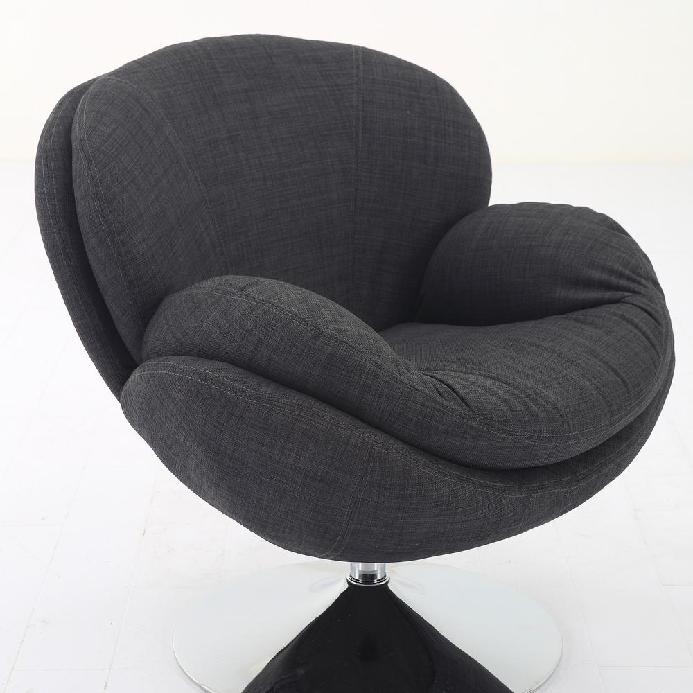 black comfy chair