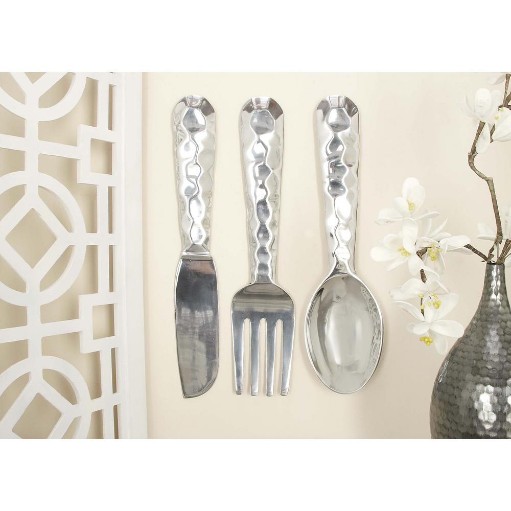 Litton Lane Aluminum Silver Fork Knife And Spoon Wall Decor Set