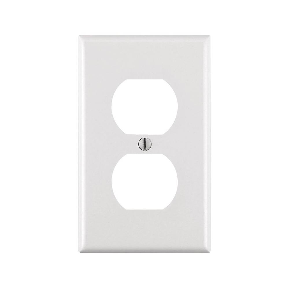 1-Gang Duplex Outlet Wall Plate, White