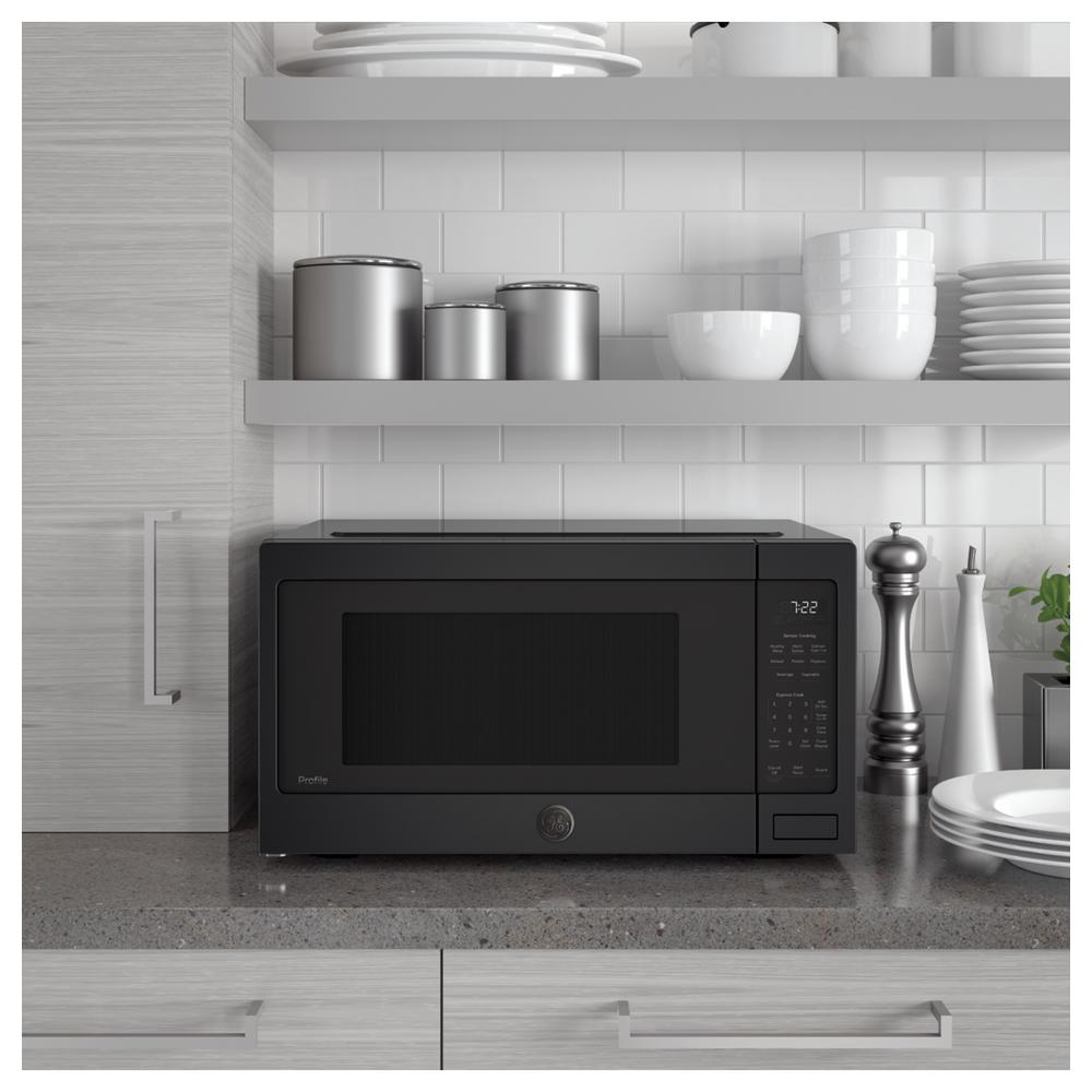 Ge Profile 2 2 Cu Ft Countertop Microwave In Black Slate With