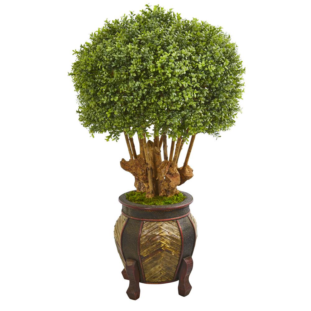 artificial topiary