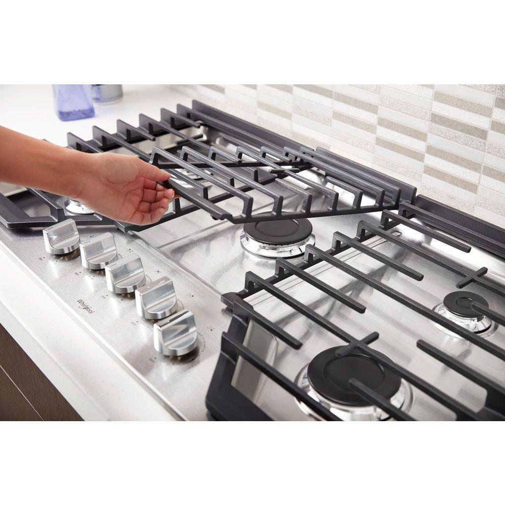 Whirlpool 36 In Gas Cooktop In Stainless Steel With 5 Burners And