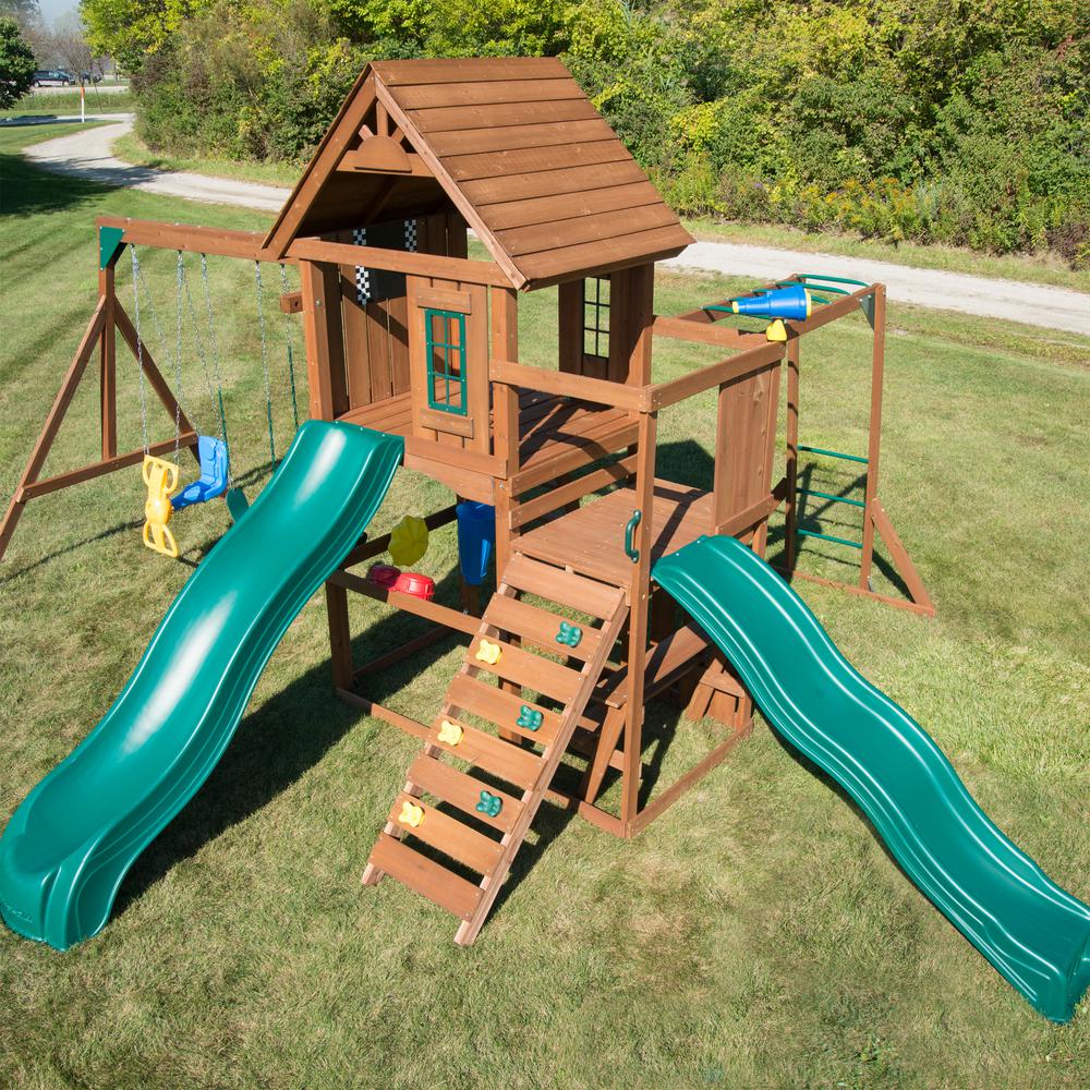 play set with monkey bars