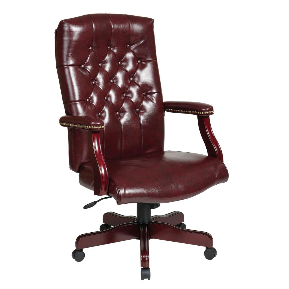 Traditional Executive Chair With Padded Arms
