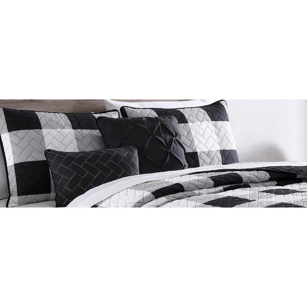 Addison Rugs Buffalo Plaid 5 Piece Black And White Twin Bed In A