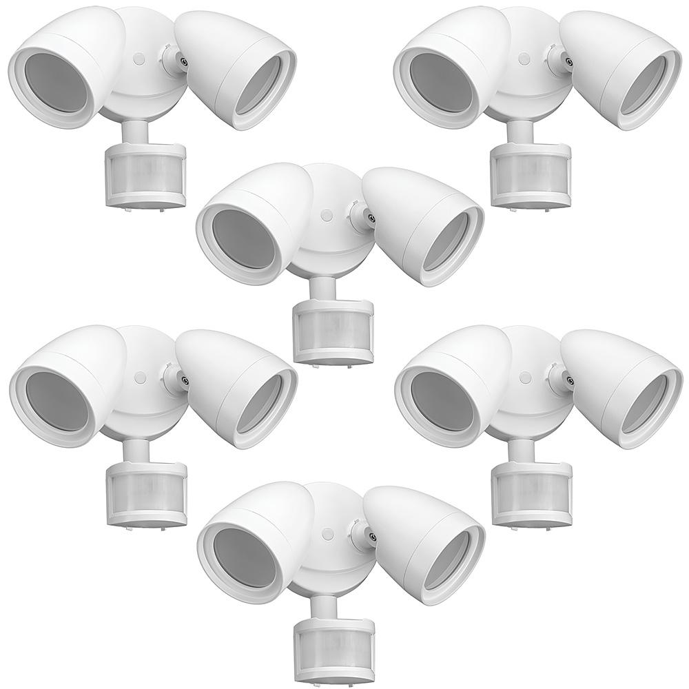 ETi 180Degree White PIR Motion Activated Outdoor Integrated LED Flood